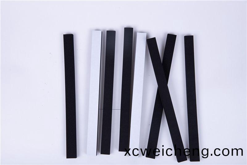 CR減震保(bao)溫(wen)條