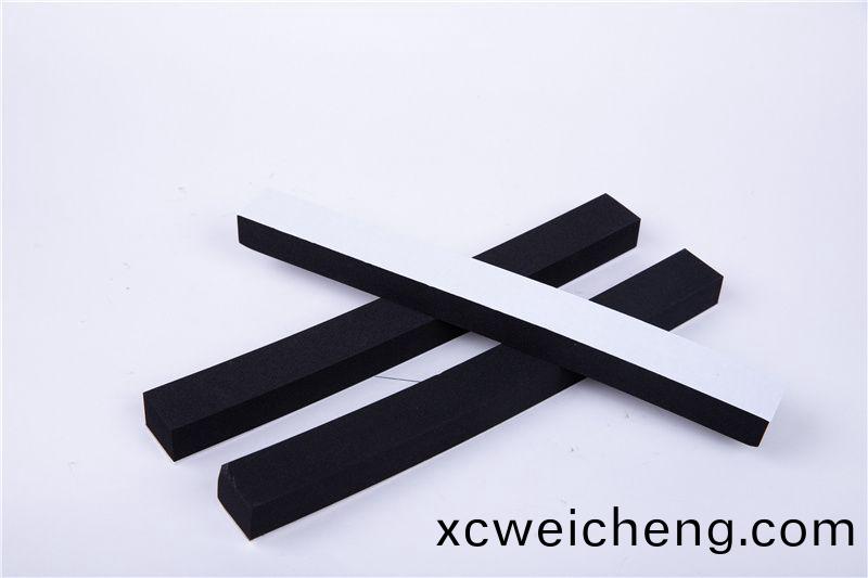 CR減震保(bao)溫(wen)條(tiao)