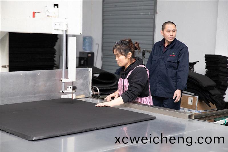 加工現(xian)場